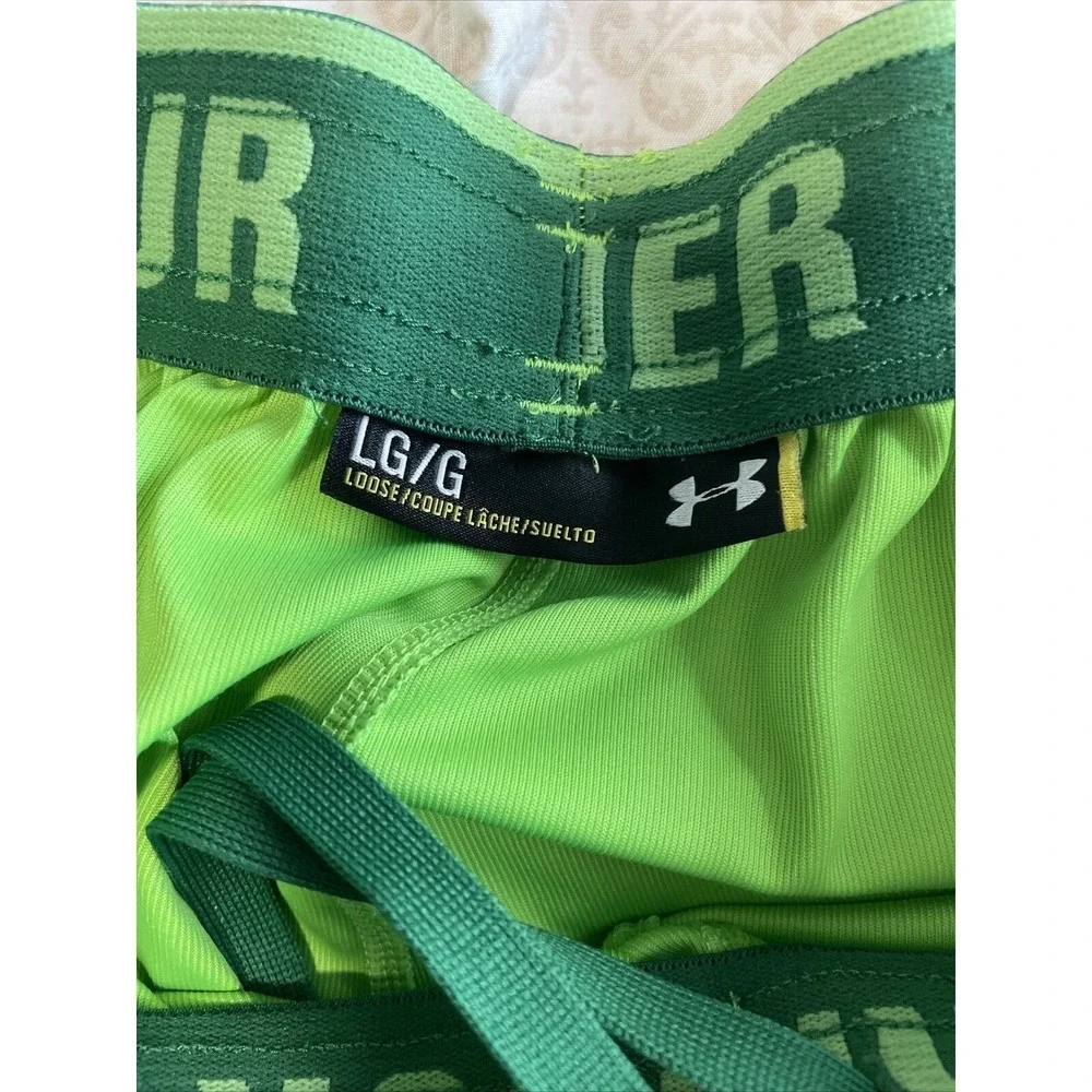 UNDER ARMOUR - ATHLETIC / BASKETBALL SHORTS - MEN'S LARGE (LOOSE) - GREEN